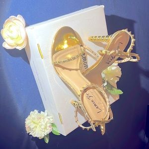 Classic heels  very beautiful comfortable